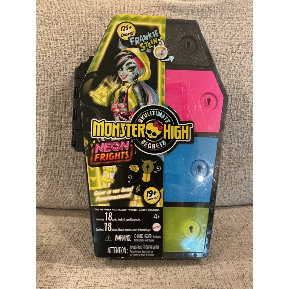 Monster High Skullultimate Secrets Neon Frights Frankie Stein Doll Set HNF79 NEW